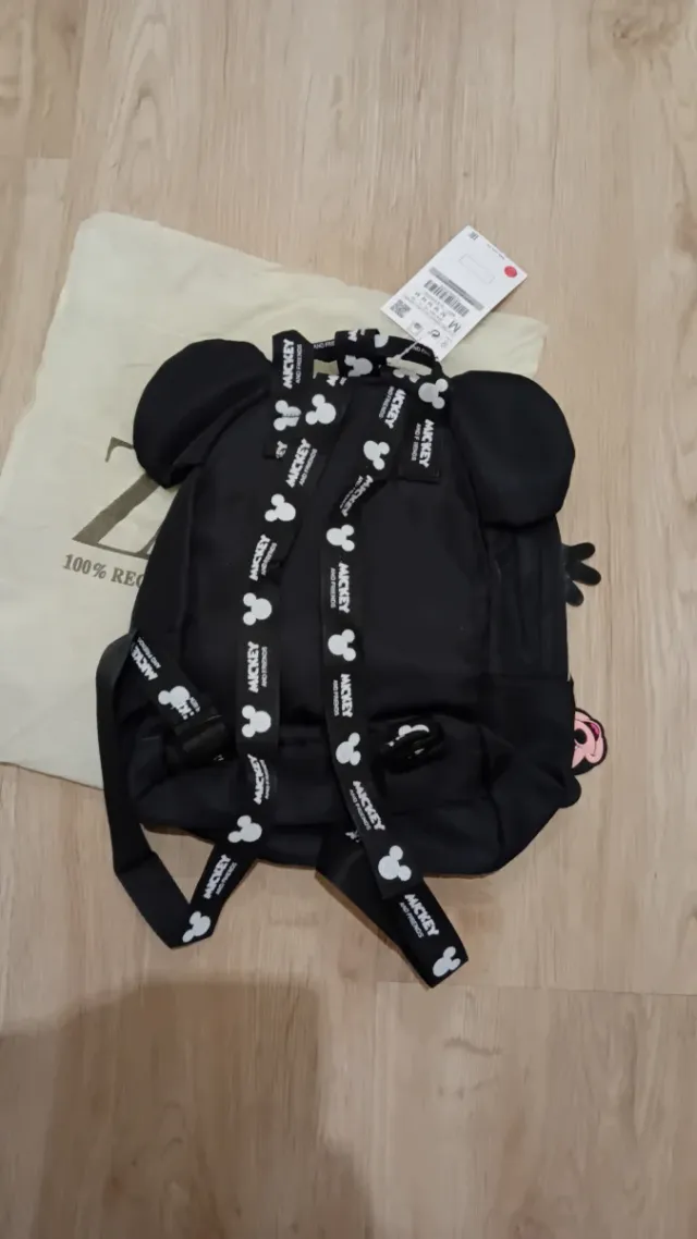 Mochila Zara Mickey Negra y Rosa