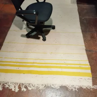 Silla de oficina ergonómica negra