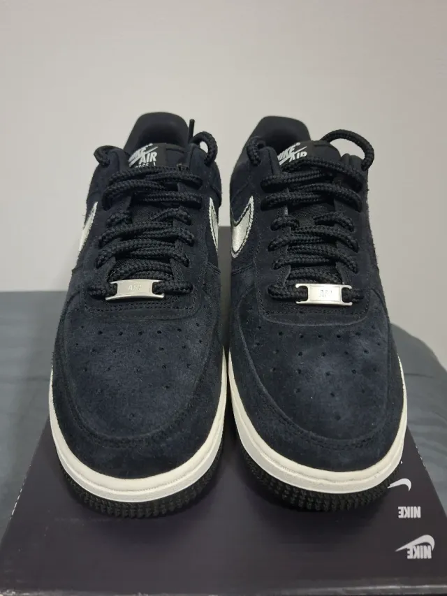 Nike Air Force 1 '07 LV8 Negro/Plata