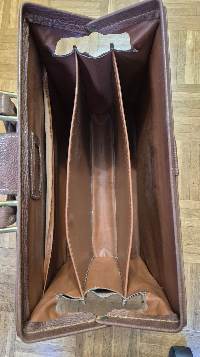 Maletín marrón años 90