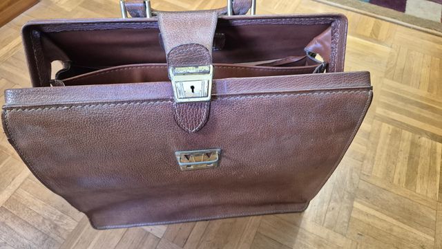 Maletín marrón años 90