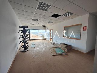 Oficina en venta en Salteras