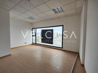 Oficina en venta en Salteras
