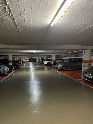 Garaje en venta en La Salut - Lloreda en Badalona