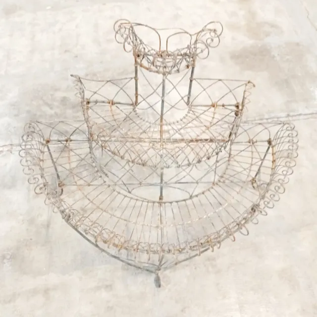 Jardinera Isabelina Alambre