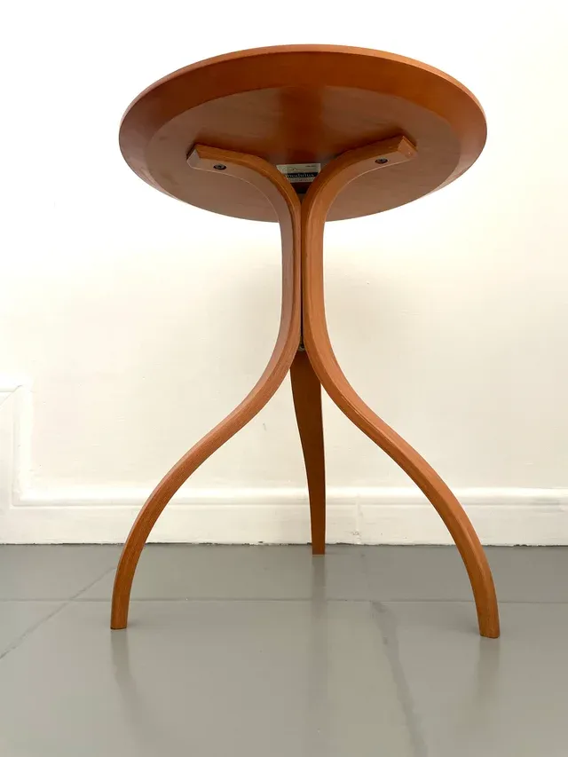 Elegante tavolino Thomas Stender