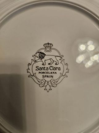 Sopera Santa Clara Porcelana Dorada