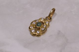 COLGANTE ORO 18K/1.3g