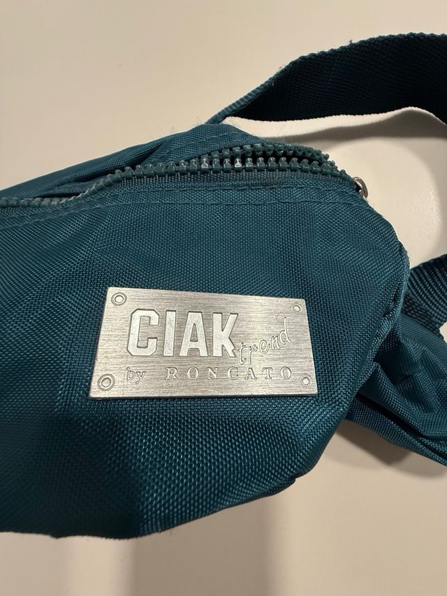 Riñonera Roncato Teal