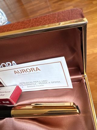 Penna stilografica Aurora con scatola e cartucce