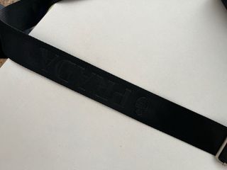 Riñonera Prada Negra