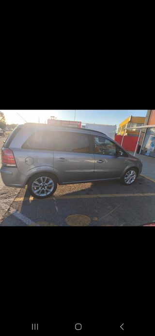 Opel Zafira 2005