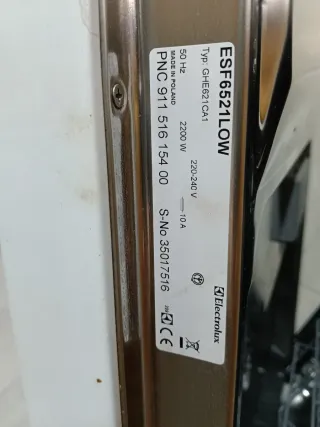 Cesto superior para lavavajillas Electrolux.