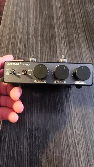 AIYIMA T1 PRO Preamp Tubo Negro