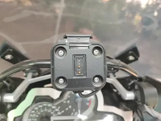 Garmin Zumo XT con soporte