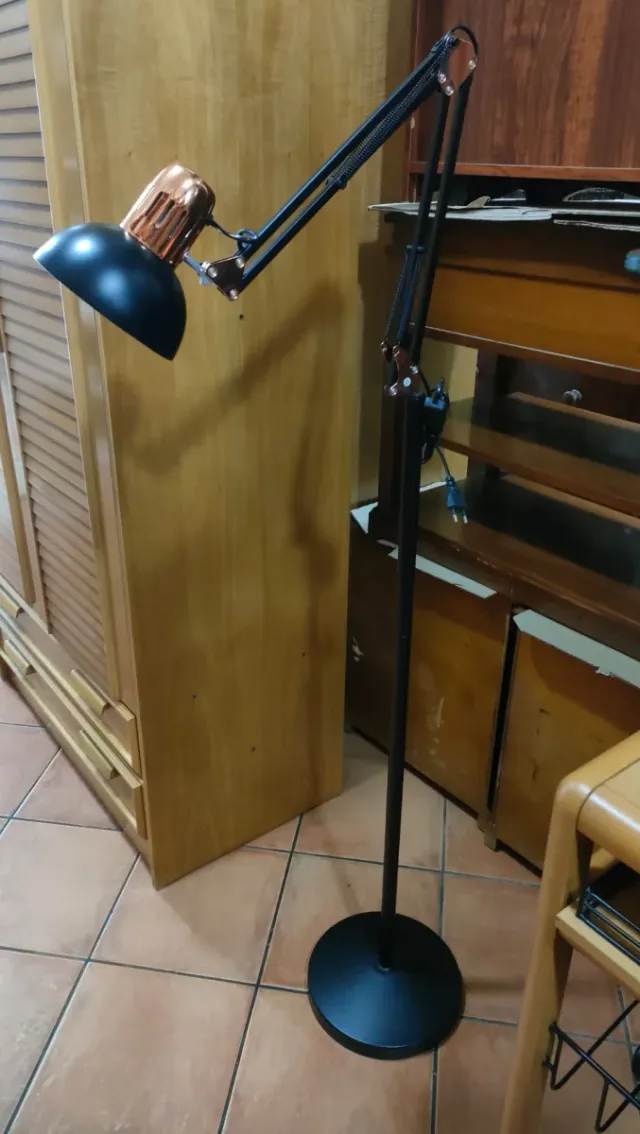 Lámpara de Pie Flexo Metal Negra Dorada 640513926