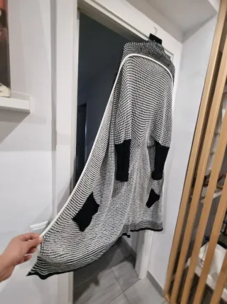 Gabardina Vintage Negra y Blanca Talla Única