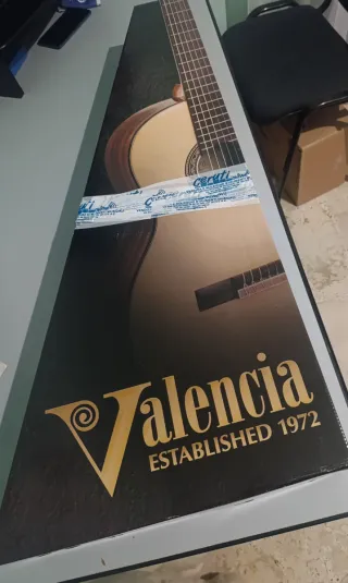 Chitarra Valencia