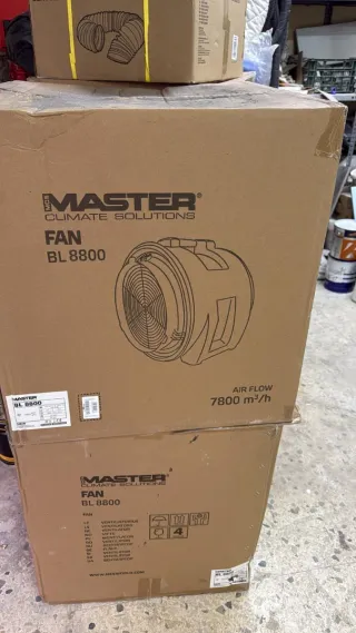 Ventilador industrial amarillo para obra hay 3 und