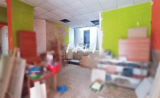 Local comercial en venta en El Castell en Burjassot