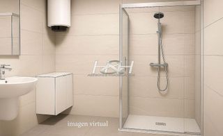 Local comercial en venta en El Castell en Burjassot