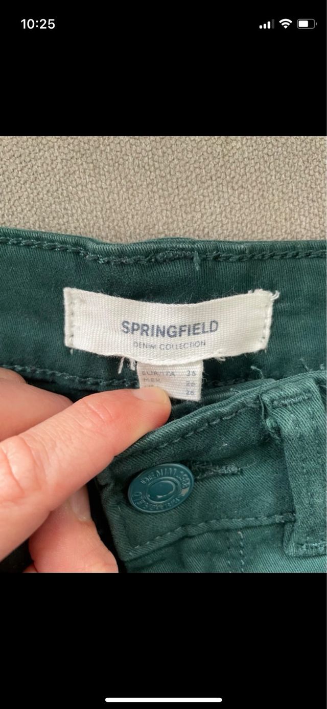 Pantalón pitillo verde