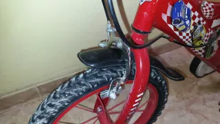 Bicicleta infantil 16" de Cars