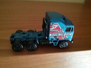 Camiones Guisval y Majorette (Mercedes)