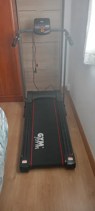 Cinta andadora eléctrica casi sin usar