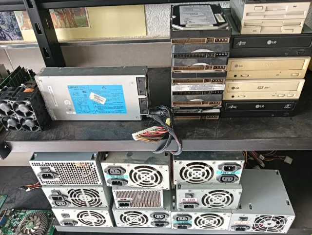 Componentes PC: Placas, Discos Duros y Más