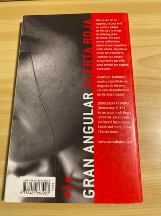 Camps de maduixes (Alerta roja) (Catalan Edition)