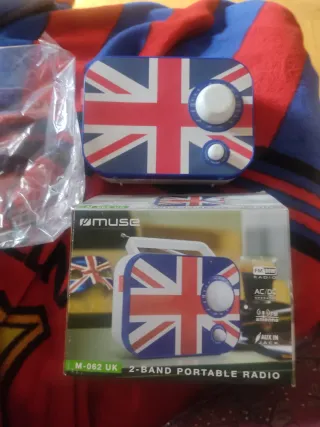 Radio Portátil Muse M-062 UK Union Jack