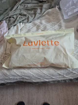 Sujetador nuevo sin tirantes push-up beige