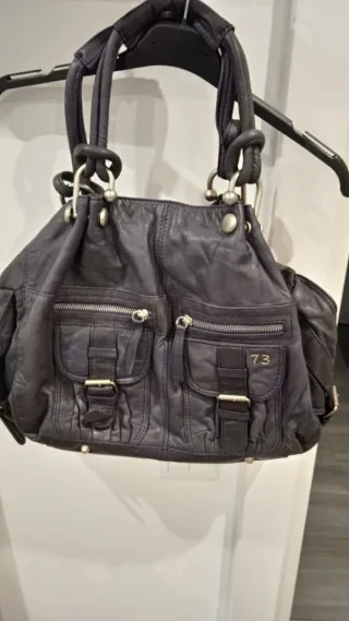 Bolso de piel negro/gris