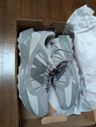 Zapatillas New Balance Trail Gris/Blanco