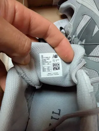 Zapatillas New Balance Trail Gris/Blanco