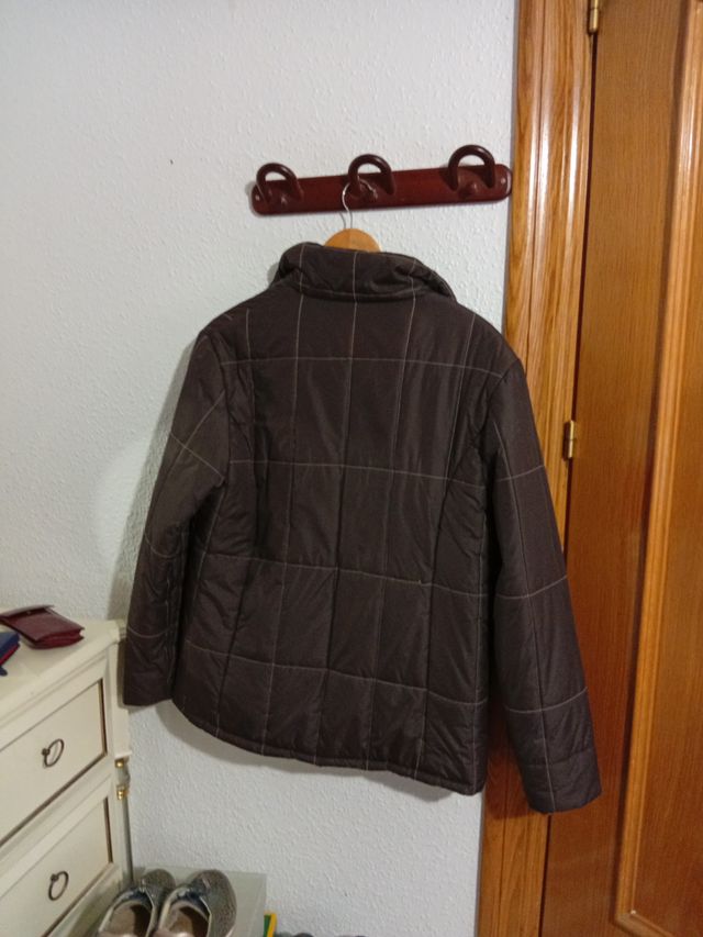 Cazadora acolchada mujer marrón