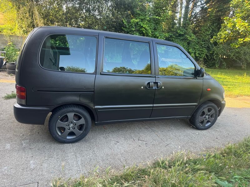 Nissan Serena 1997 2.0 Gasolina SLX - foto 1