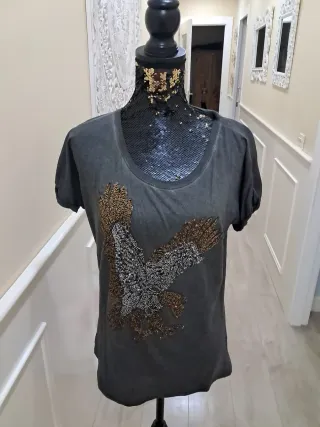 Camiseta plateada mujer