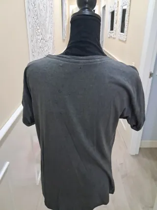 Camiseta plateada mujer