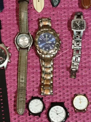 Lote 26 Relojes Variados