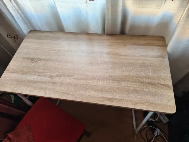 Mesa de ordenador o comedor madera y metal