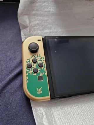 Switch oled ed. Zelda THEARTS OF THE KINGDOM