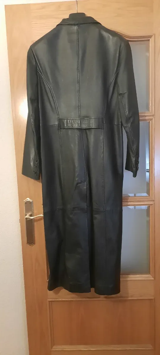 Abrigo de cuero largo vintage