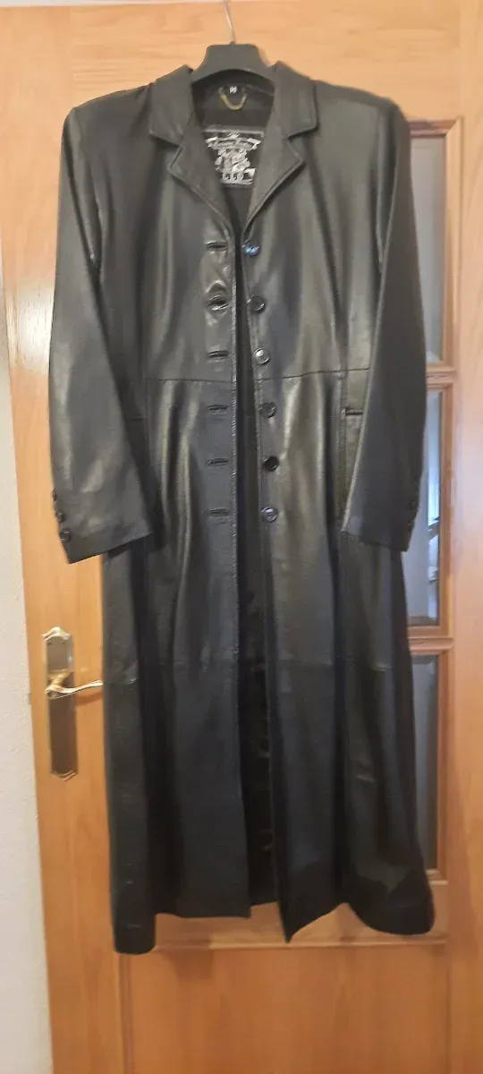 Abrigo de cuero largo vintage