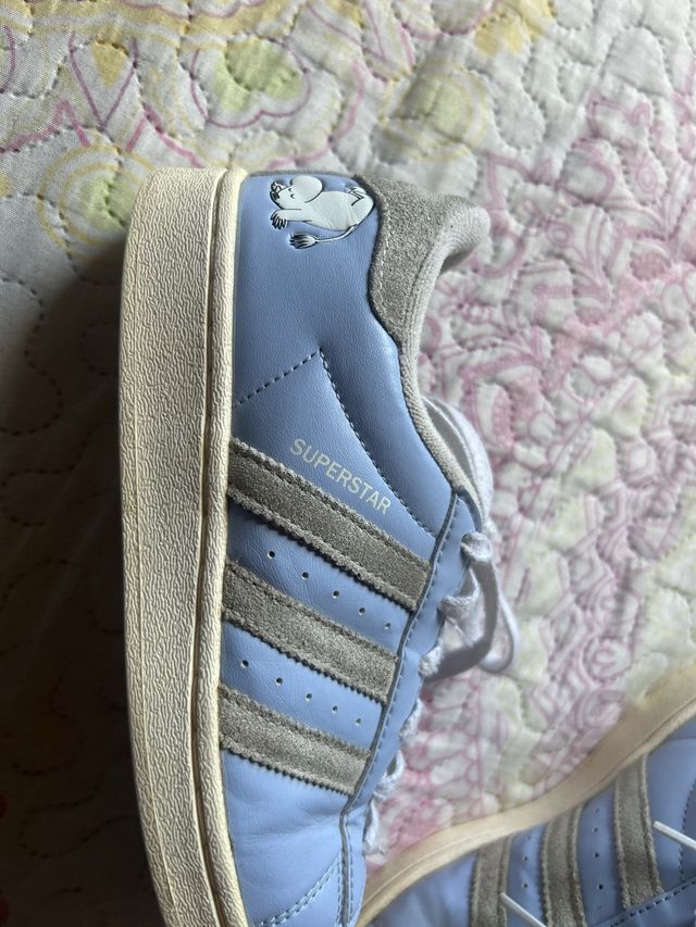 Adidas Capibara 33