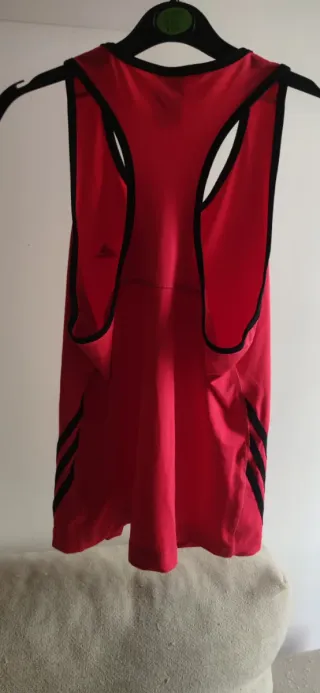 Camiseta tirantes Adidas roja