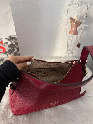 Bolso Guess Rojo Tejido Dorado