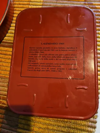 Set 5 Vassoi Coca-Cola con segni dell' eta'