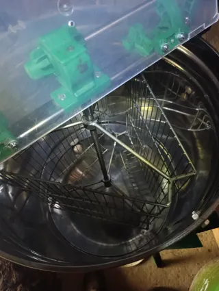 Extractor de miel Saf Racing para apicultura